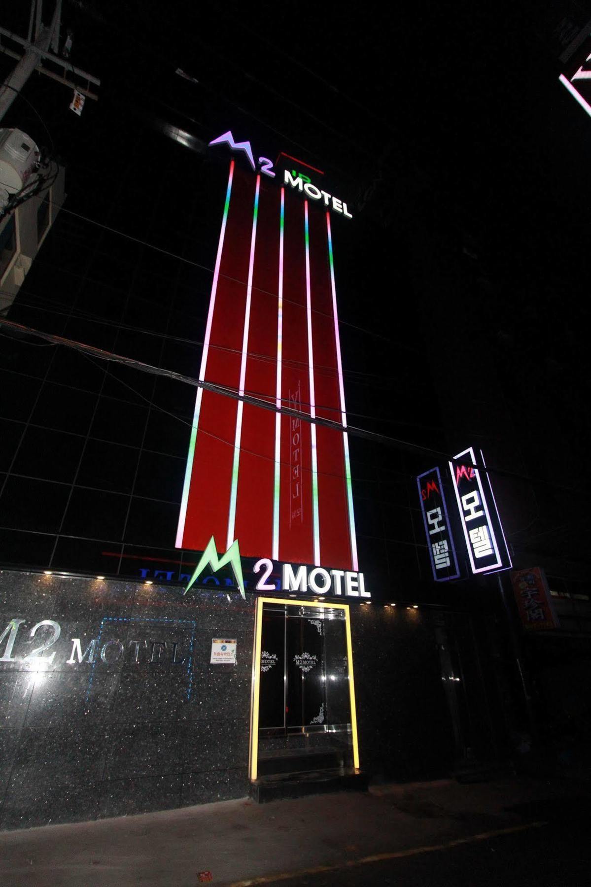 M2 Motel Busan Bagian luar foto