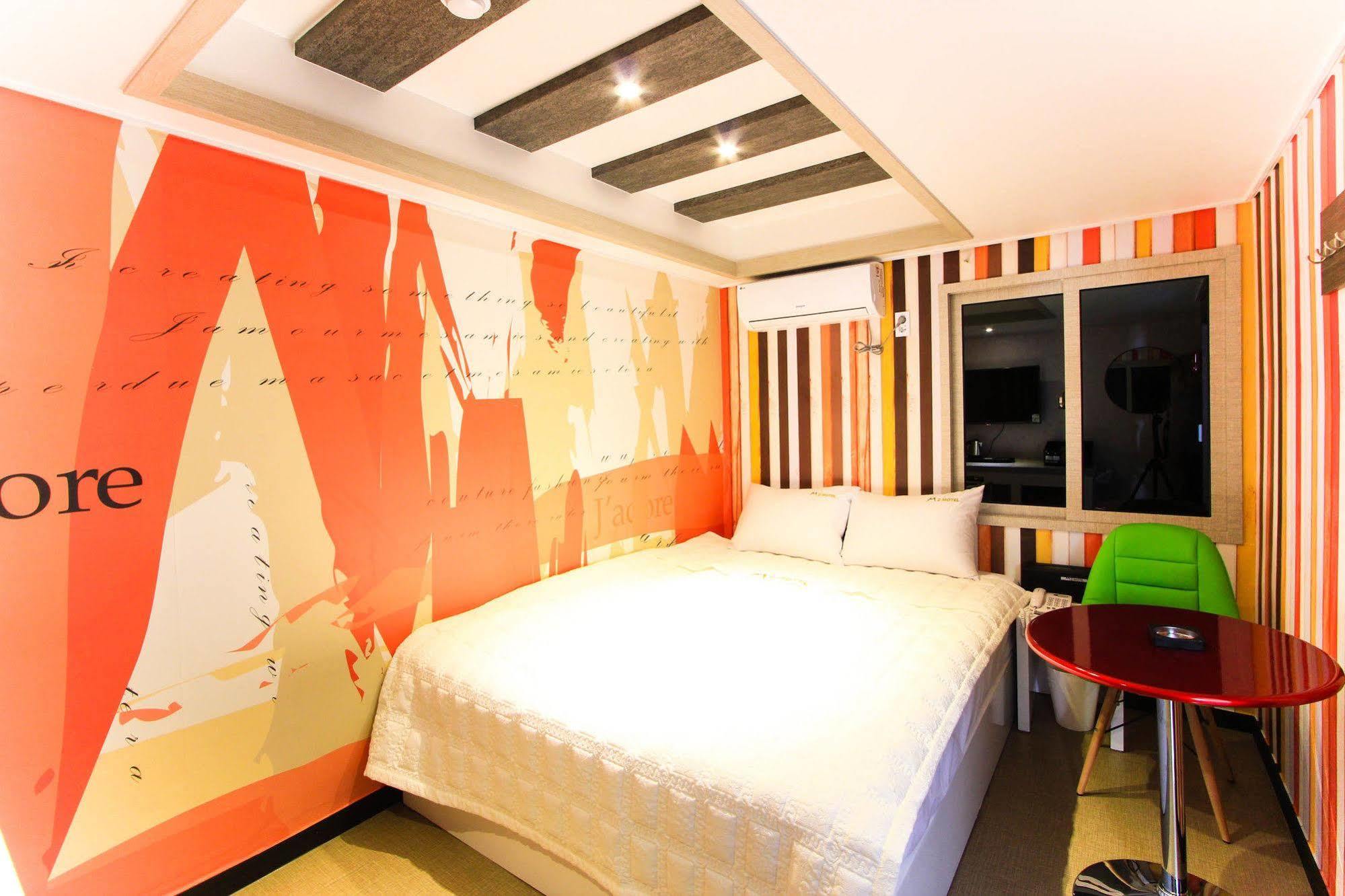 M2 Motel Busan Bagian luar foto