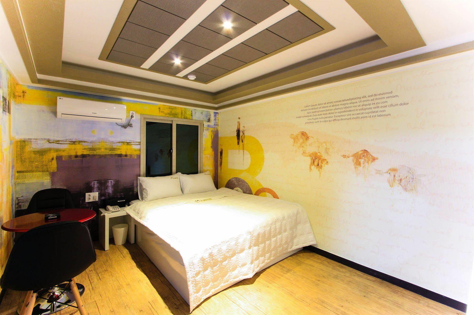 M2 Motel Busan Bagian luar foto
