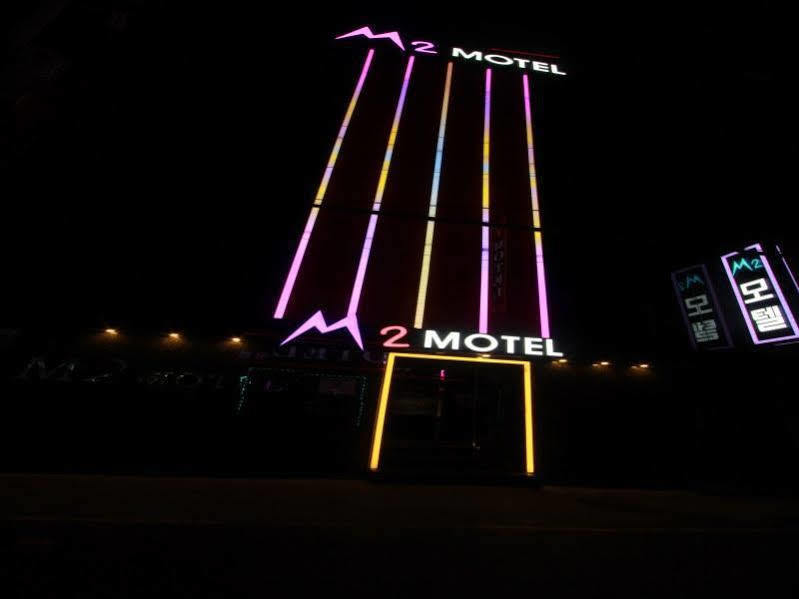 M2 Motel Busan Bagian luar foto